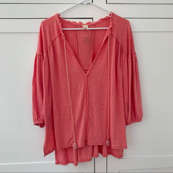 We The Free Tops - We The Free Pink Linen Blend V Neck ¾ Sleeve Top Size Small